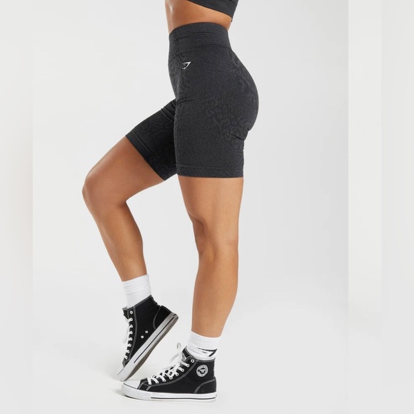 Gymshark Seamless Shorts - Picture 4 of 8